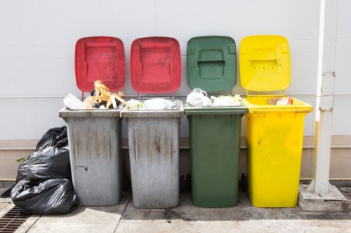 Eco-friendly waste disposal with grab hire